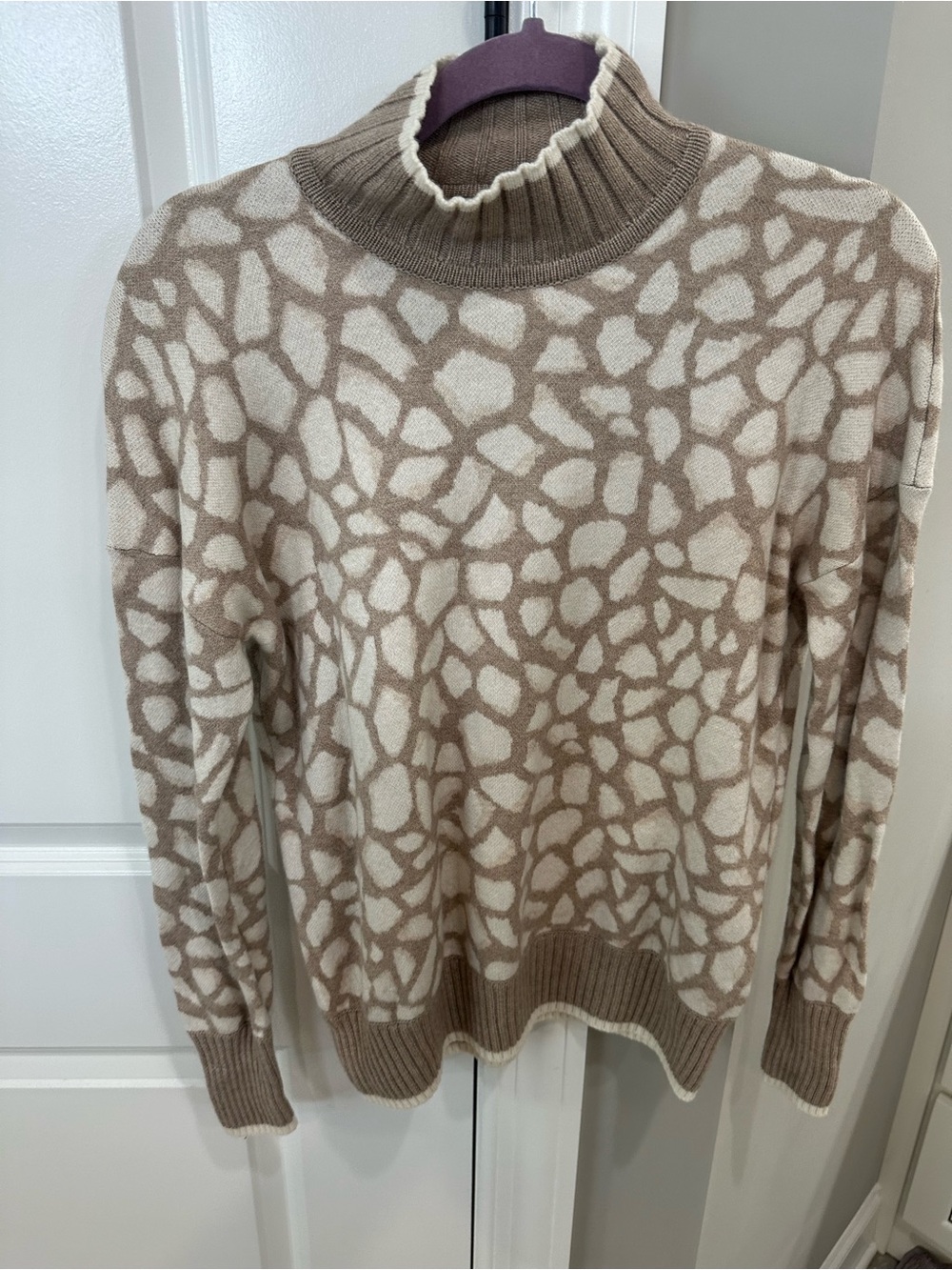Vineyard Vines Cream and Taupe Patterned Turtleneck Sweater